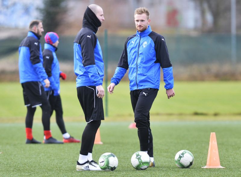 Fotbalisté Plzně při jednom ze zimních tréninků. 