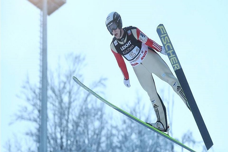 Roman Koudelka dokázal jako jediný z Čechů postoupit. Roman Koudelka dokázal jako jediný z Čechů postoupit.