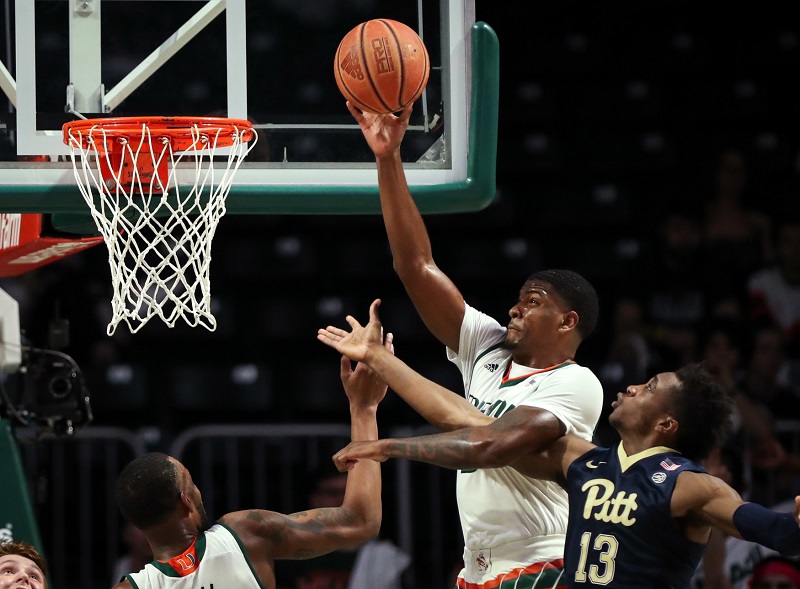 Basketbalista Anthony Davis dovedl v NBA New Orleans k výhře. Basketbalista Anthony Davis dovedl v NBA New Orleans k výhře.