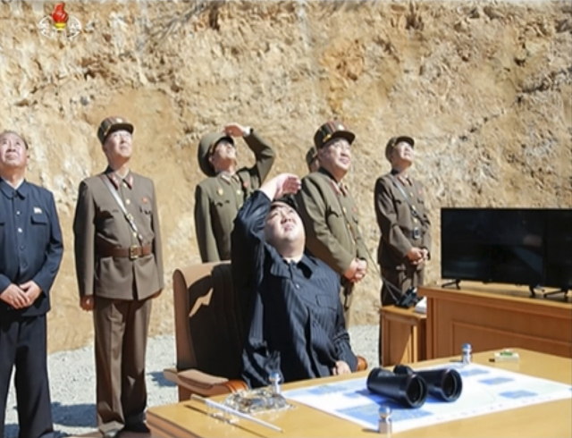 Kim Čong-un. Kim Čong-un.