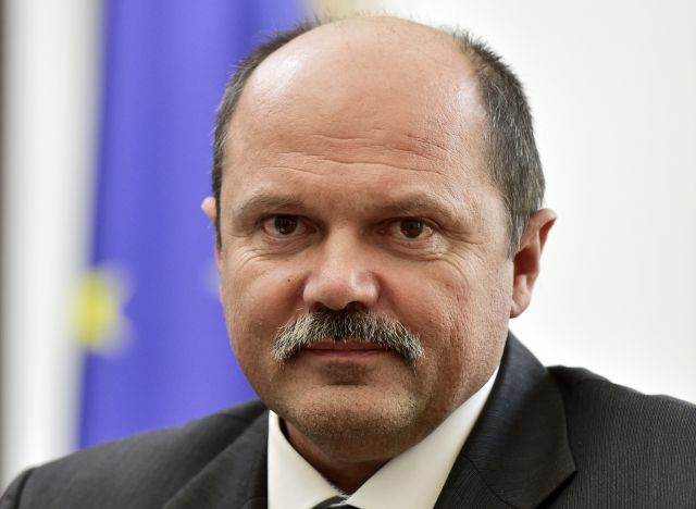 Ministr zemědělství Jiří Mílek.