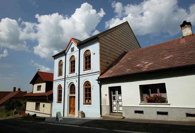 Synagogu v Hartmanicích oživí promítání českých filmů.