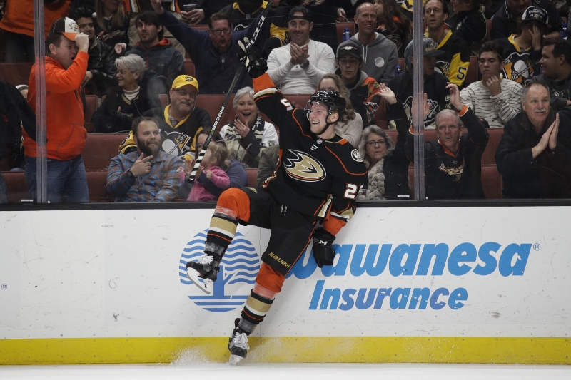 Ondřej Kaše táhl Anaheim bodově k vítězství.