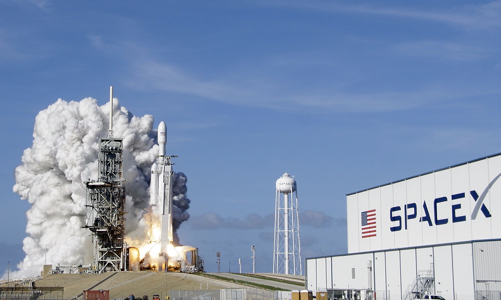 Falcon Heavy.