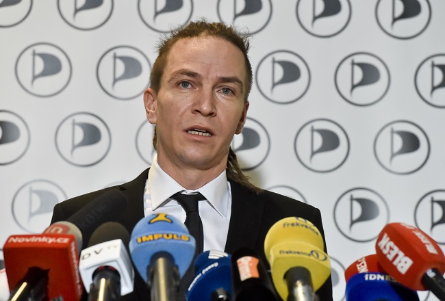 Předseda Pirátů Ivan Bartoš.