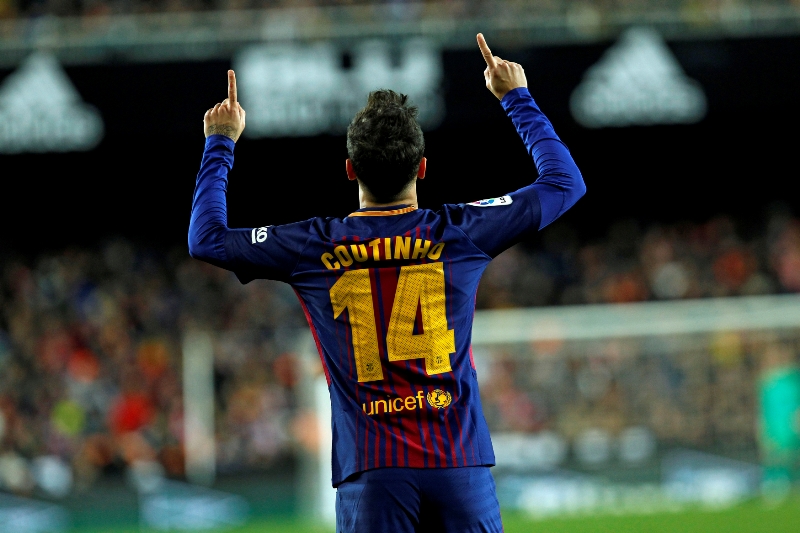 Coutinho se raduje z premiérové branky v dresu Barcelony.