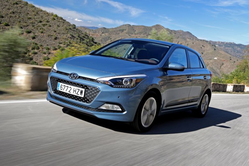 V nabídce vozů je také model i20.