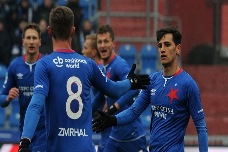 Fotbalisté pražské Slavie porazili v generálce na ligu ostravský Baník. Fotbalisté pražské Slavie porazili v generálce na ligu ostravský Baník.