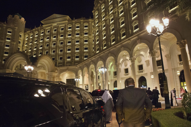 Hotel Ritz-Carlton.