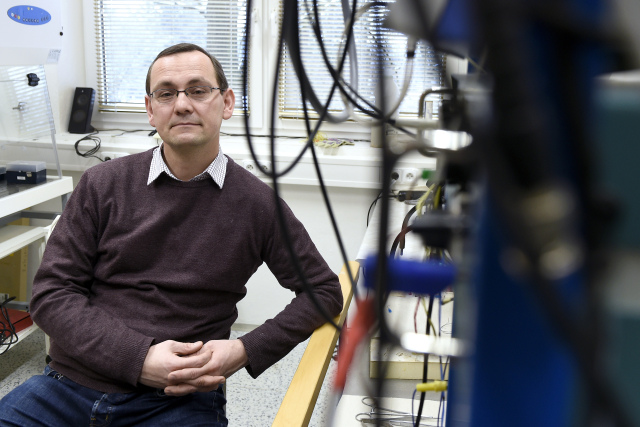 Přemysl Jiruška z oddělení vývojové epileptologie Fyziologického ústavu Akademie věd ČR.
