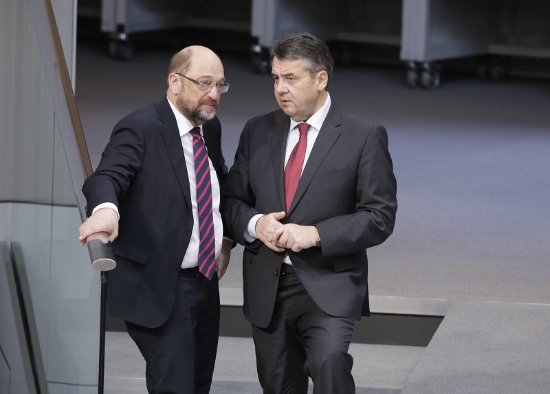 Martin Schulz (vlevo) a Sigmar Gabriel z německé sociální demokracie. Martin Schulz (vlevo) a Sigmar Gabriel z německé sociální demokracie.