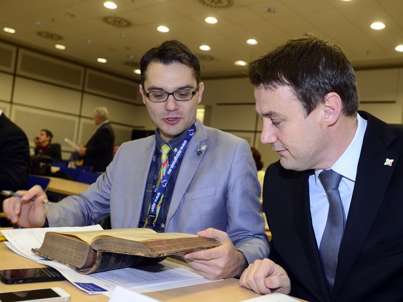 Europoslanec Stanislav Polčák a liberecký hejtman Martin Půta na konferenci hnutí STAN.