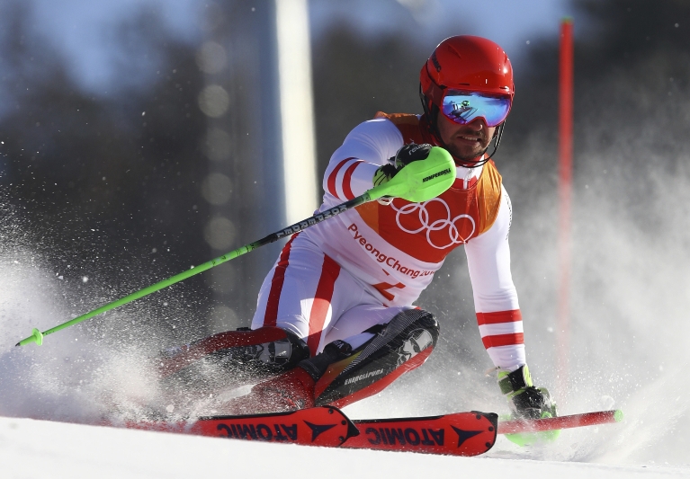 Marcel Hirscher získal olympijské zlato z kombinace.