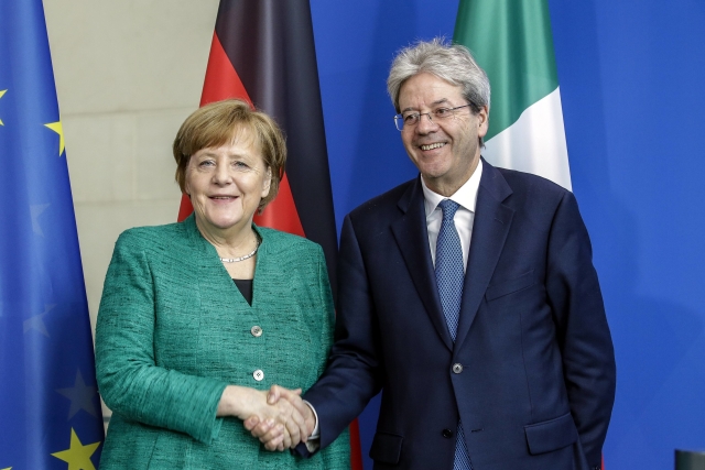 Německá kancléřka Angela Merkelová s italským premiérem Paolem Gentilonim.