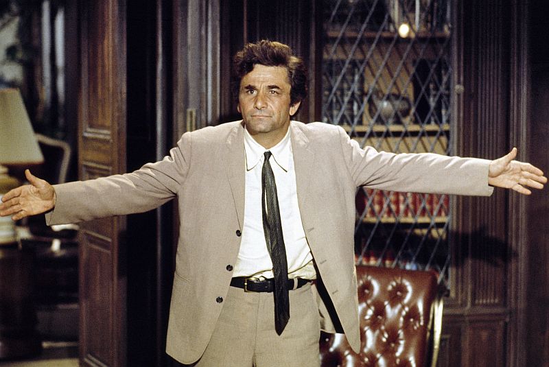 Peter Falk jako roztržitý detektiv Columbo.