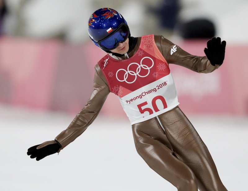 Zlatý medailista z velkého můstku Kamil Stoch. Zlatý medailista z velkého můstku Kamil Stoch.