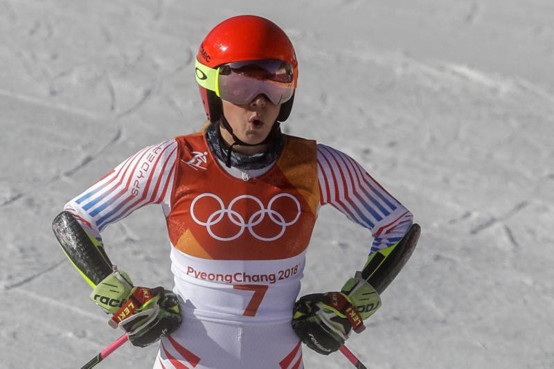 Mikaela Shiffrinová olympijský sjezd nepojede. Mikaela Shiffrinová olympijský sjezd nepojede.