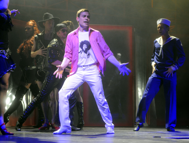 Zkouška muzikálu Freddie - The King of Queen. Na snímku je Michael Kluch jako Freddie - zpěvák.
