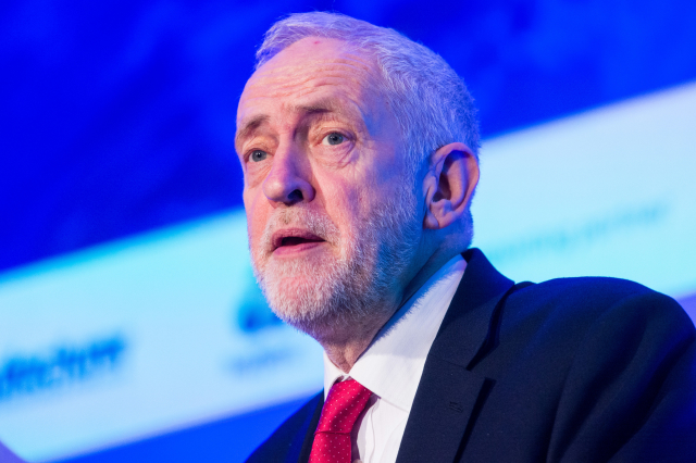 Vůdce britských opozičních labouristů Jeremy Corbyn.