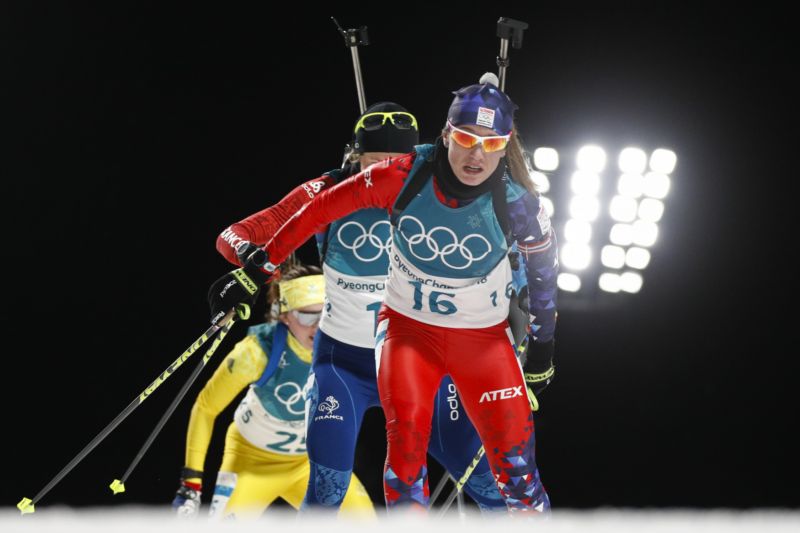 Paulína Fialková smíšenou štafetu totálně zkazila.