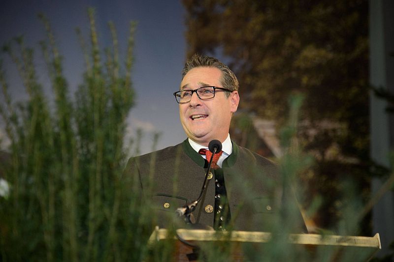 Předseda Svobodné strany Rakouska (FPÖ) Heinz-Christian Strache. Předseda Svobodné strany Rakouska (FPÖ) Heinz-Christian Strache.