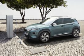 Během hodiny lze elektromobil dobít na 80 procent kapacity.