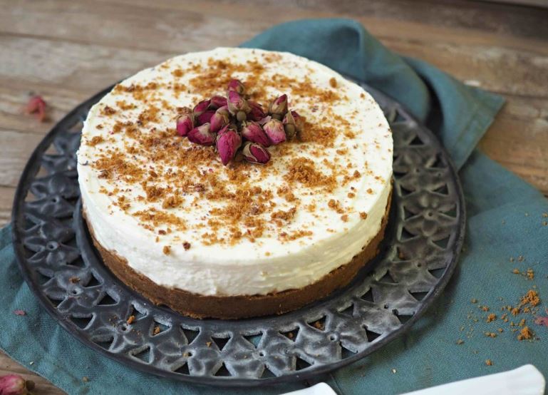 Nepečený zázvorový cheesecake.