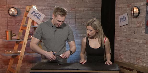 Barrandovští kutilové Adam a Lucie ukážou další zlepšovák. Barrandovští kutilové Adam a Lucie ukážou další zlepšovák.