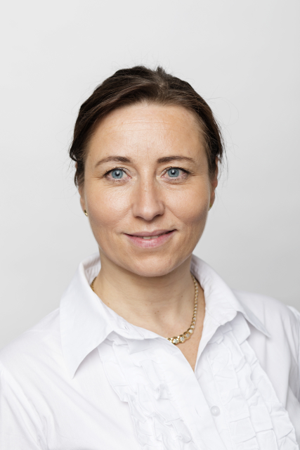 Jana Levová. Jana Levová.