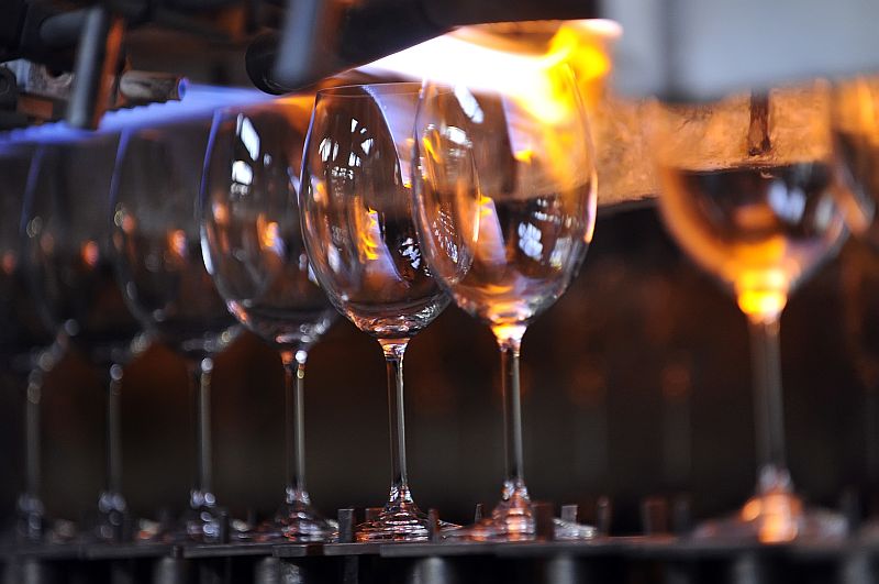Sklárny společnosti Crystalite Bohemia ve Světlé nad Sázavou. Export těchto výrobků směřuje do 52 zemí celého světa.