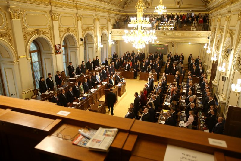 Sněmovna zmírní pravidla majetkových přiznání obecních politiků.