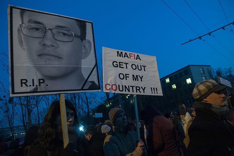Demonstrace proti propojení mafie a politiky ve slovenské Bratislavě.