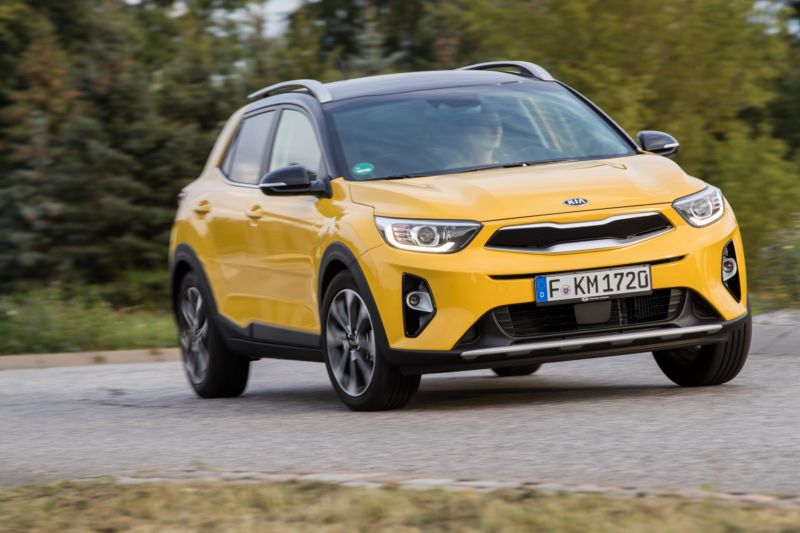 Kia Stonic se pyšní vcelku líbivým exteriérem.