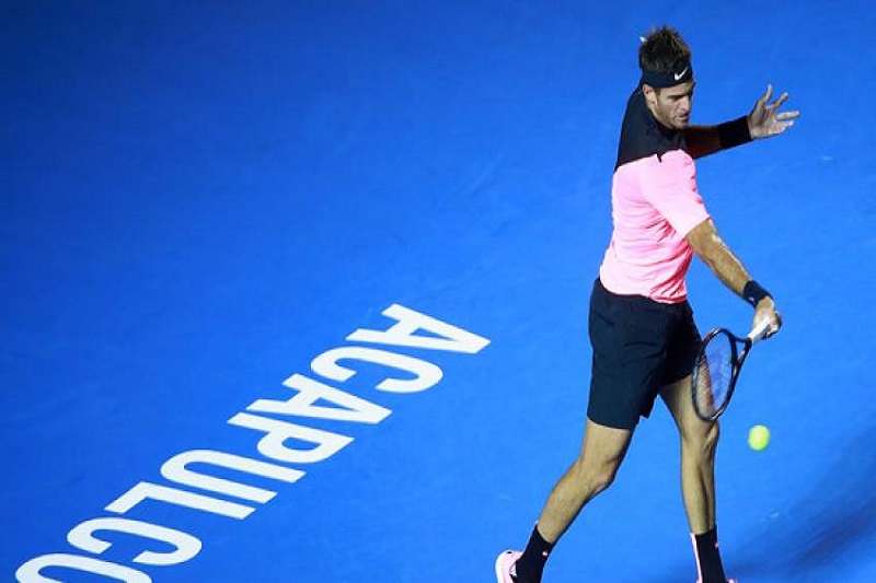Argentinský tenista Del Potro vyřadil německého mladíka Zvereva. Argentinský tenista Del Potro vyřadil německého mladíka Zvereva.