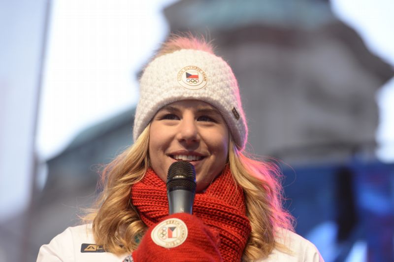 Zájem o Ledeckou stoupá. Ona sama říká, že jezdí pořád stejně.