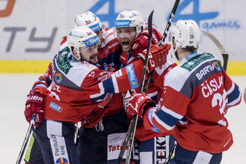 Hokejisté Pardubic si zahrají čtvrtfinále play off.
