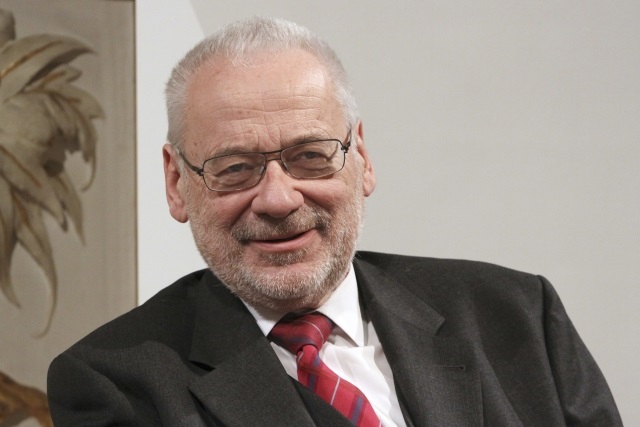 Erhard Busek. 