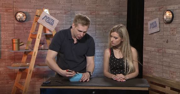 Kutilové Adam a Lucie a jejich další skvělá vychytávka. Kutilové Adam a Lucie a jejich další skvělá vychytávka.