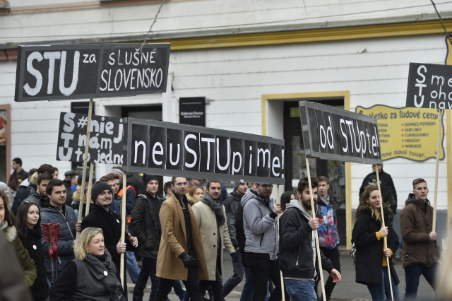 Protesty, které vyvolala vražda novináře Kuciaka. 