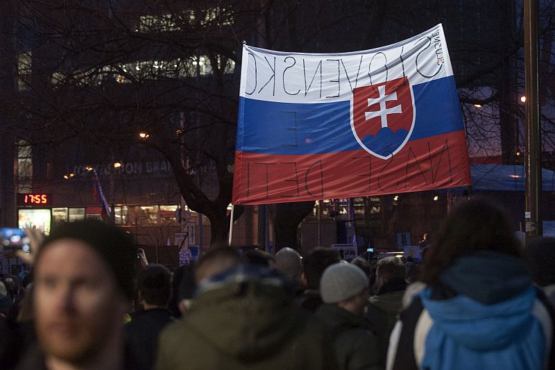Protestující v Bratislavě.