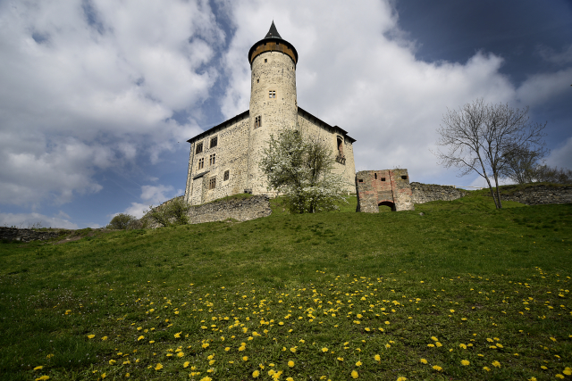 Hrad Kunětická hora. Hrad Kunětická hora.