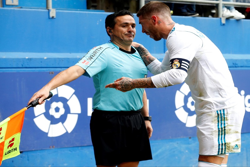 Sergio Ramos to v zápase proti Eibaru nevydržel...