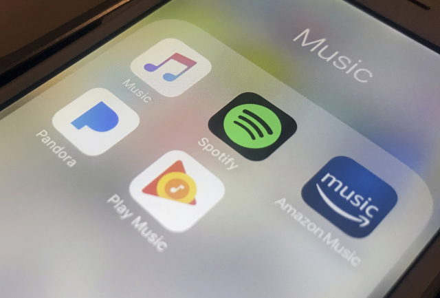 Spotify je největší světová služba pro streamování hudby. 