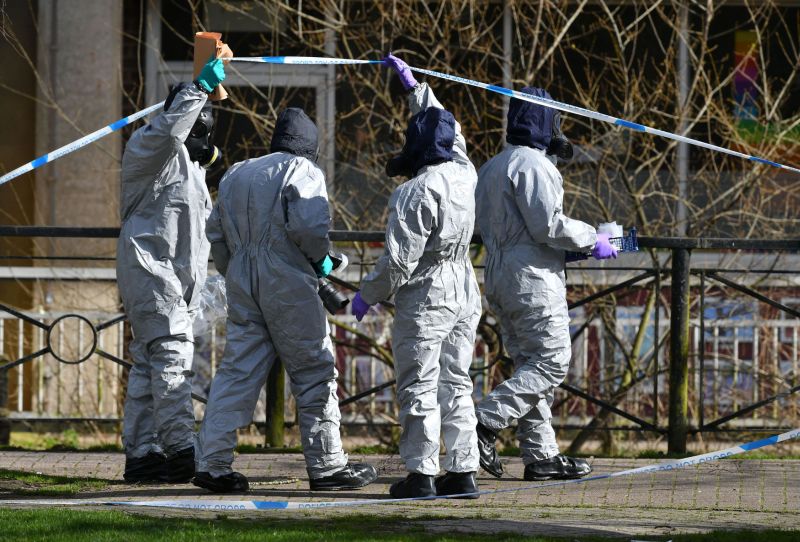 Atentát na bývalého ruského špiona v anglickém Salisbury.