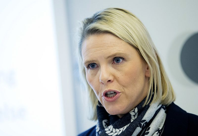 Norská ministryně spravedlnosti Sylvi Listhaugová odstoupila.