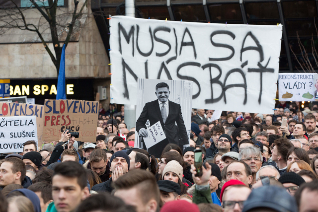 Fotografie z jedné z demonstrací.