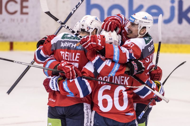 Hokejisté HC Dynama Pardubice (na snímku).