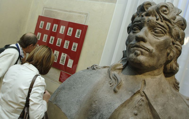 Busta Václava Hollara.