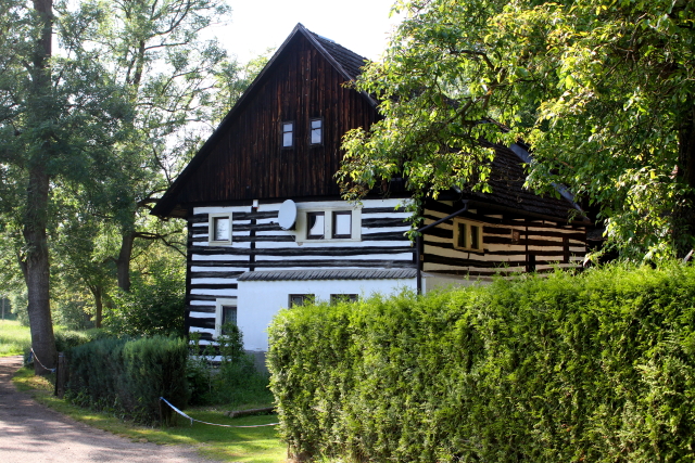 Roubenka z pohádky s Čerty nejsou žerty.