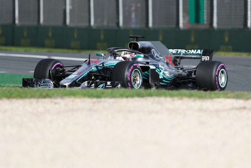 Jezdec F1 Lewis Hamilton.